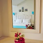Bora 3*