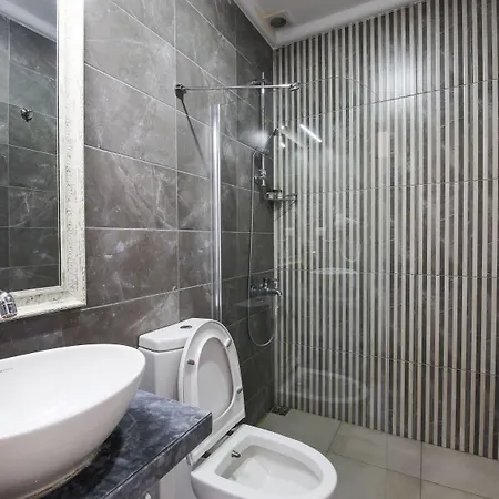 Bora Hotel 3*